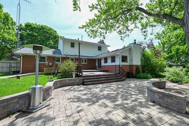 2736 Shamrock DRIVE, Mount Pleasant, WI 53406