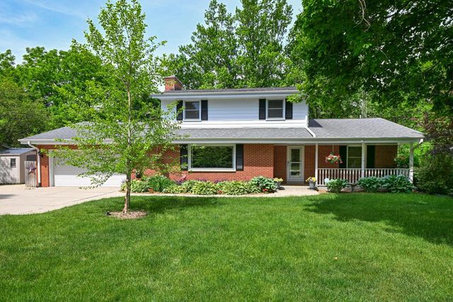 2736 Shamrock DRIVE, Mount Pleasant, WI 53406