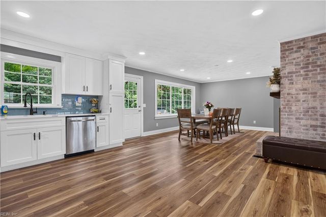 1621 Ronald DR, Suffolk, VA 23434
