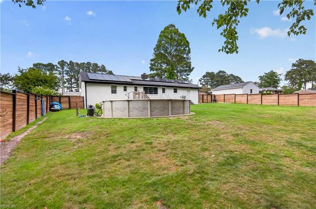 1621 Ronald DR, Suffolk, VA 23434