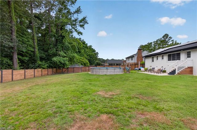 1621 Ronald DR, Suffolk, VA 23434
