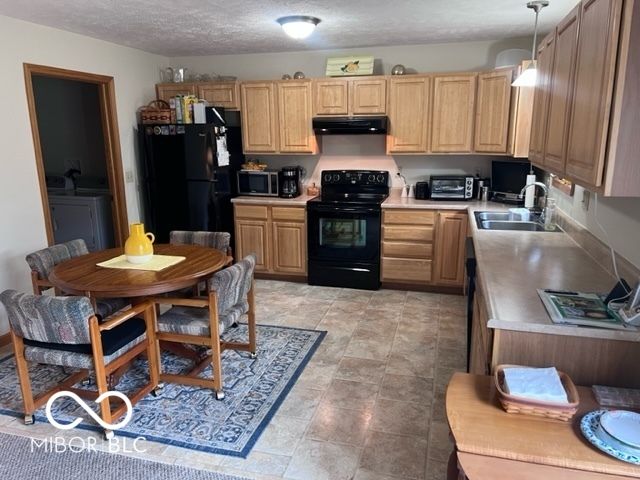 608 N 10th Street, Middletown, IN 47356