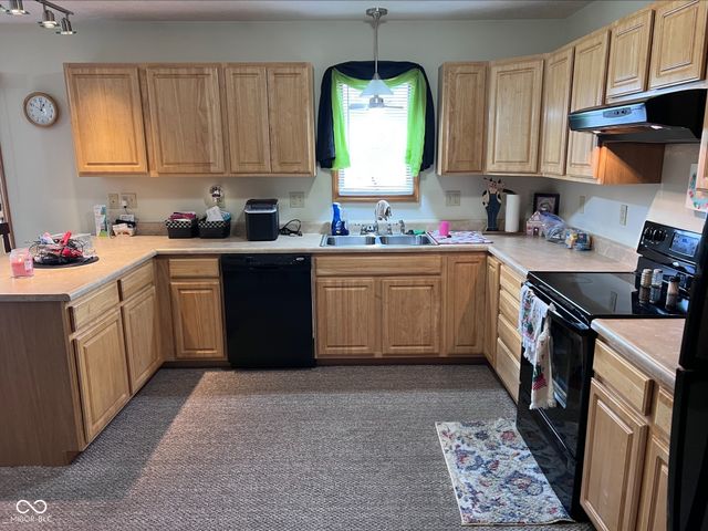 608 N 10th Street, Middletown, IN 47356