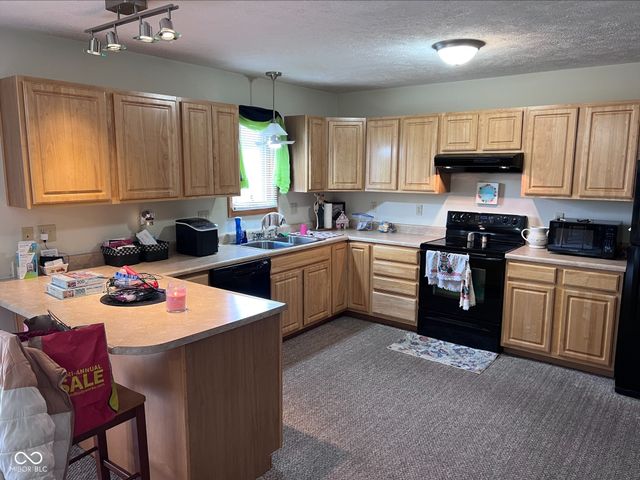 608 N 10th Street, Middletown, IN 47356