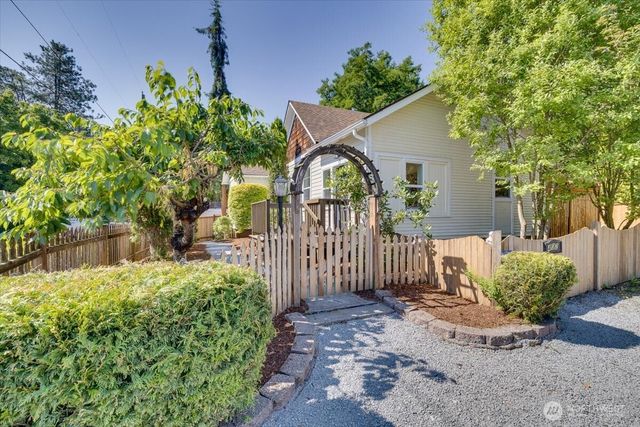 402 W Galena Street, Granite Falls, WA 98252