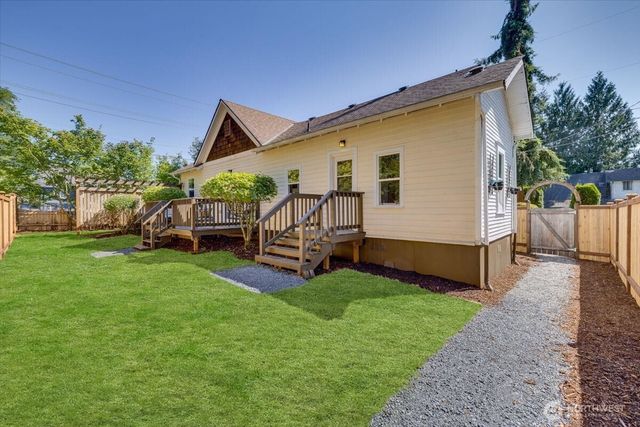 402 W Galena Street, Granite Falls, WA 98252