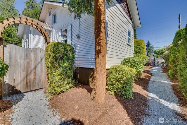 402 W Galena Street, Granite Falls, WA 98252