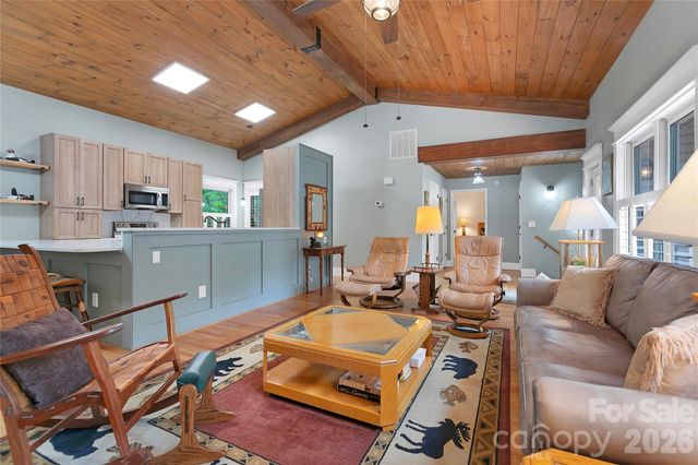 2 Duya Court, Brevard, NC 28712