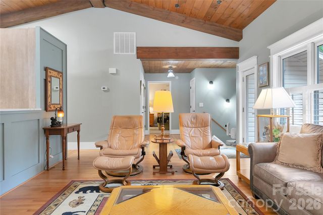2 Duya Court, Brevard, NC 28712
