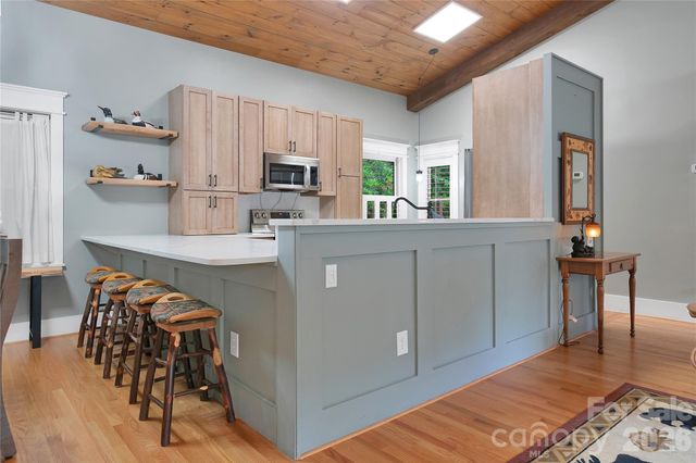 2 Duya Court, Brevard, NC 28712