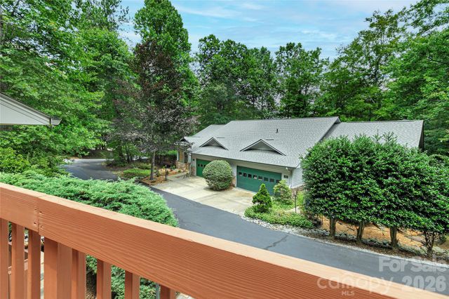 2 Duya Court, Brevard, NC 28712