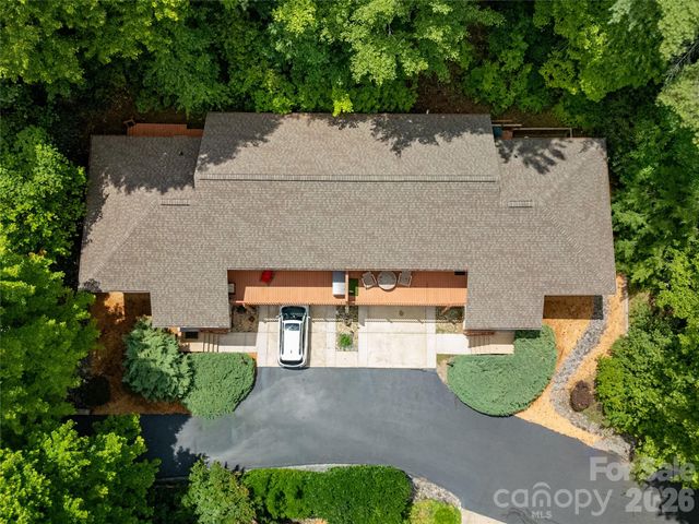 2 Duya Court, Brevard, NC 28712