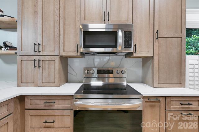 2 Duya Court, Brevard, NC 28712