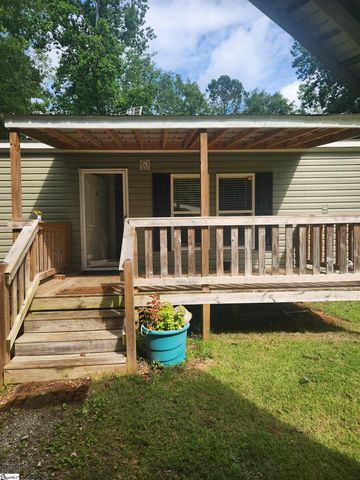 1638 Barnett Road, Cross Hill, SC 29332