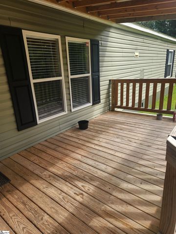 1638 Barnett Road, Cross Hill, SC 29332