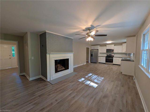 2696 Belwick Drive, Winston-salem, NC 27106