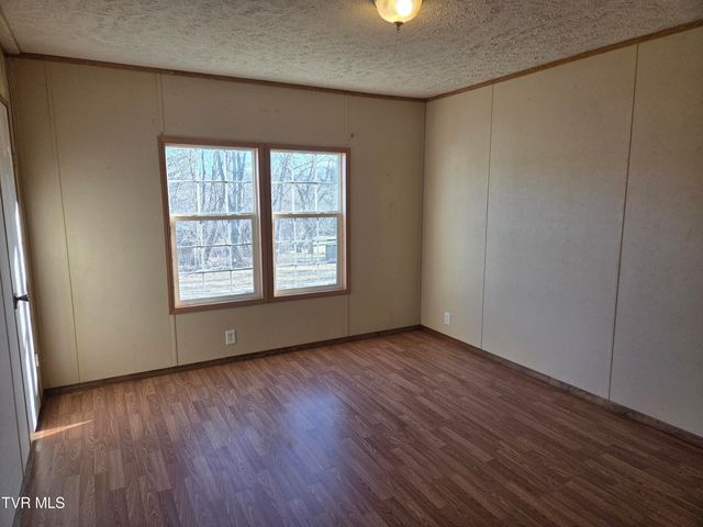 158 North Drive, Marion, VA 24354