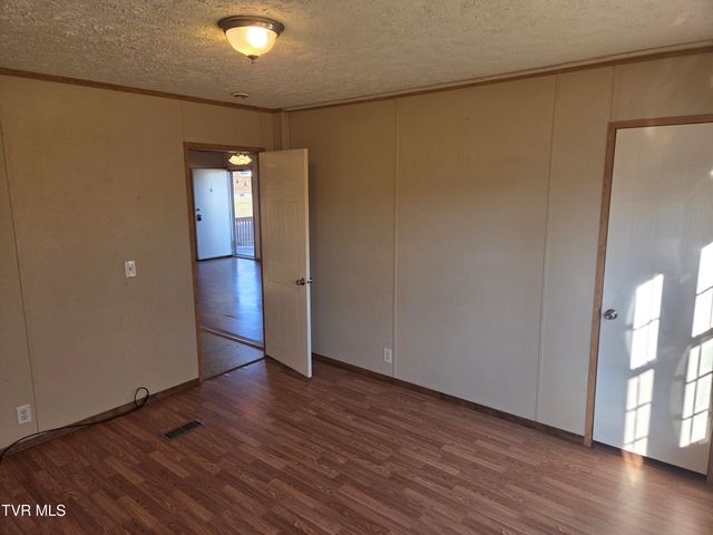 158 North Drive, Marion, VA 24354