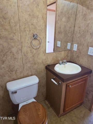 158 North Drive, Marion, VA 24354