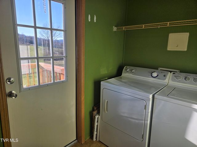 158 North Drive, Marion, VA 24354