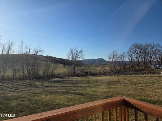 158 North Drive, Marion, VA 24354