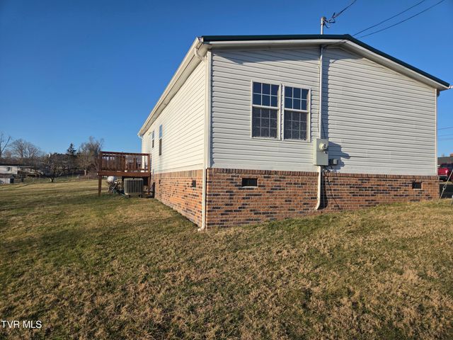 158 North Drive, Marion, VA 24354