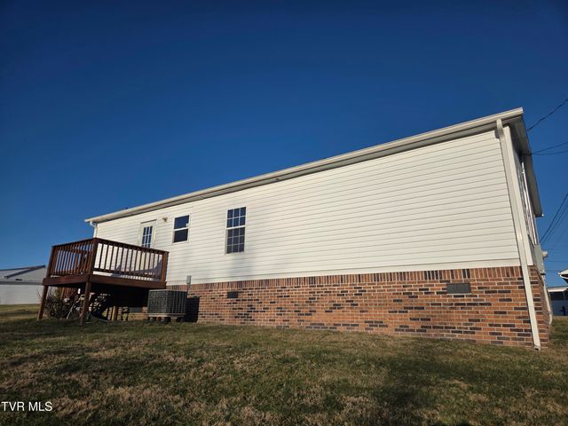 158 North Drive, Marion, VA 24354