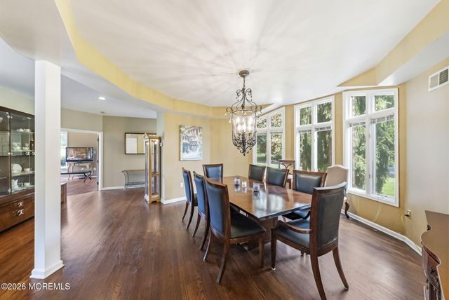 440 Fawns Run, Morganville, NJ 07751