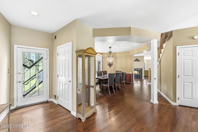 440 Fawns Run, Morganville, NJ 07751