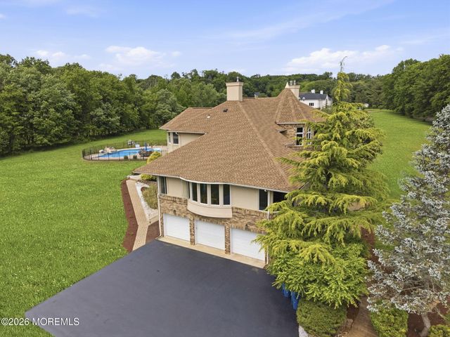 440 Fawns Run, Morganville, NJ 07751