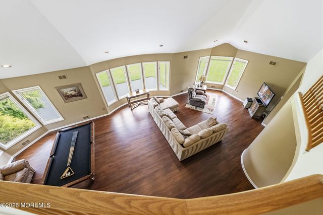 440 Fawns Run, Morganville, NJ 07751