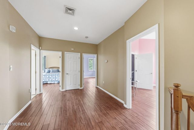 440 Fawns Run, Morganville, NJ 07751