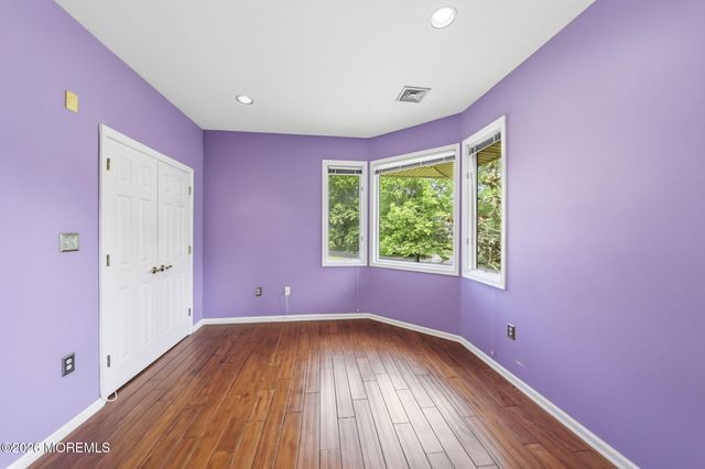 440 Fawns Run, Morganville, NJ 07751