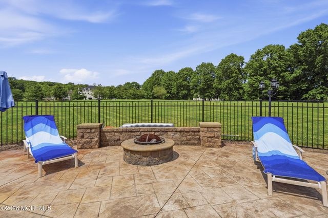 440 Fawns Run, Morganville, NJ 07751