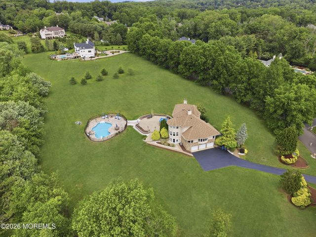 440 Fawns Run, Morganville, NJ 07751