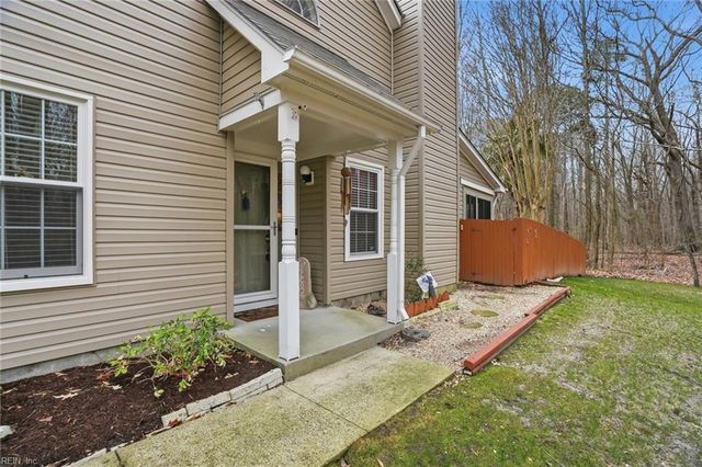 1946 Cranborne CT, Virginia Beach, VA 23453