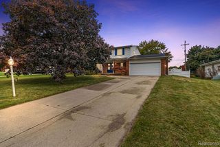 5368 Boland Drive, Grand Blanc, MI 48439