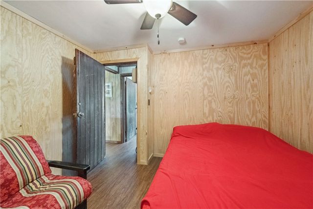 1036 Causeway Dr, Lake Stonycreek, PA 15541