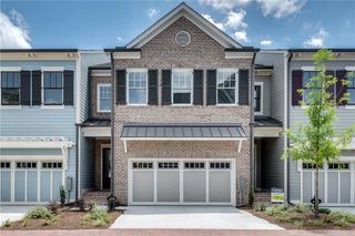 435 Maplewood Drive, Roswell, GA 30075