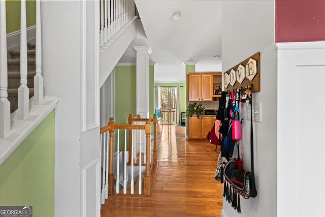 284 Blue Pointe Court, Suwanee, GA 30024