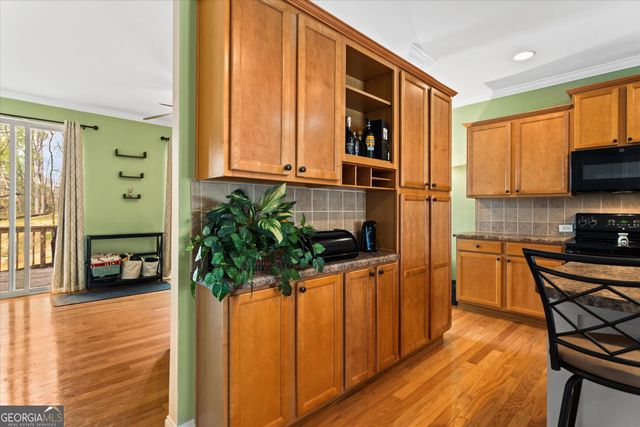 284 Blue Pointe Court, Suwanee, GA 30024