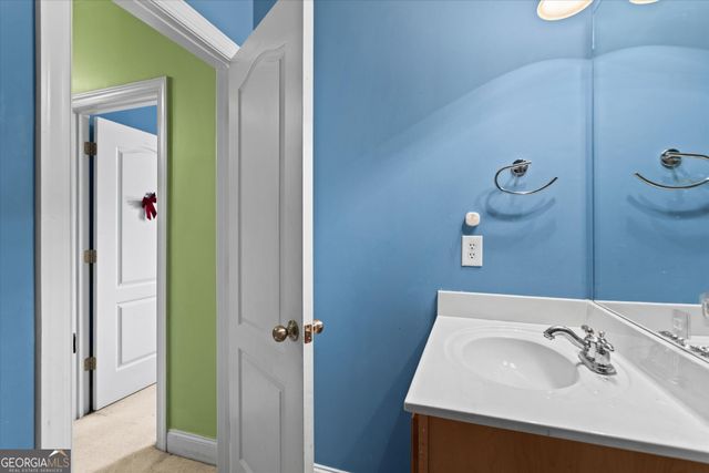 284 Blue Pointe Court, Suwanee, GA 30024