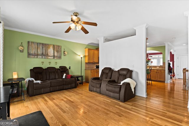 284 Blue Pointe Court, Suwanee, GA 30024