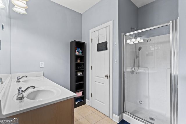 284 Blue Pointe Court, Suwanee, GA 30024