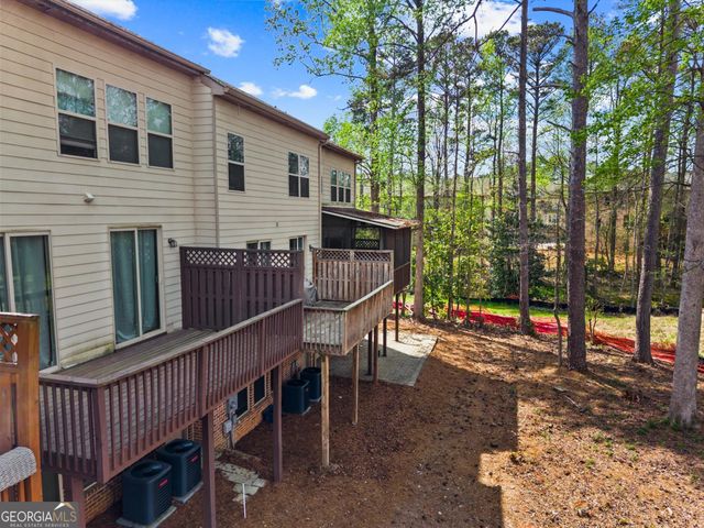 284 Blue Pointe Court, Suwanee, GA 30024