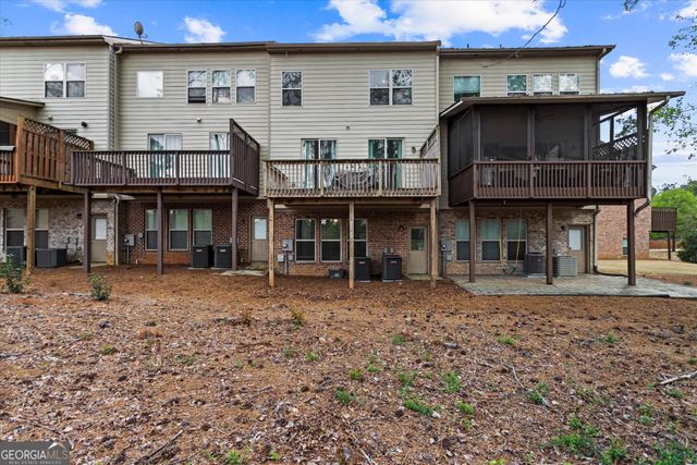 284 Blue Pointe Court, Suwanee, GA 30024