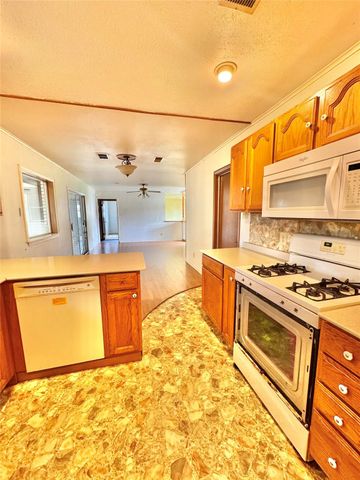 6219 16th Street, Port Arthur, TX 77642