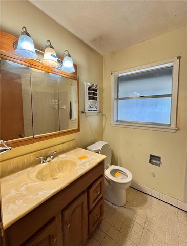 6219 16th Street, Port Arthur, TX 77642