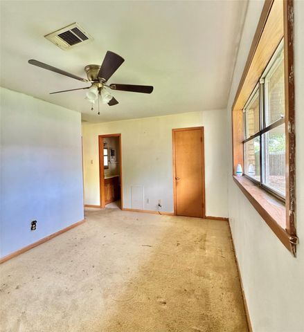 6219 16th Street, Port Arthur, TX 77642