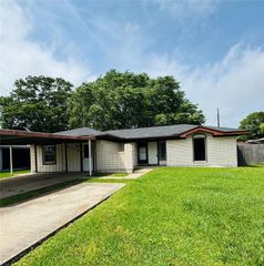 6219 16th Street, Port Arthur, TX 77642